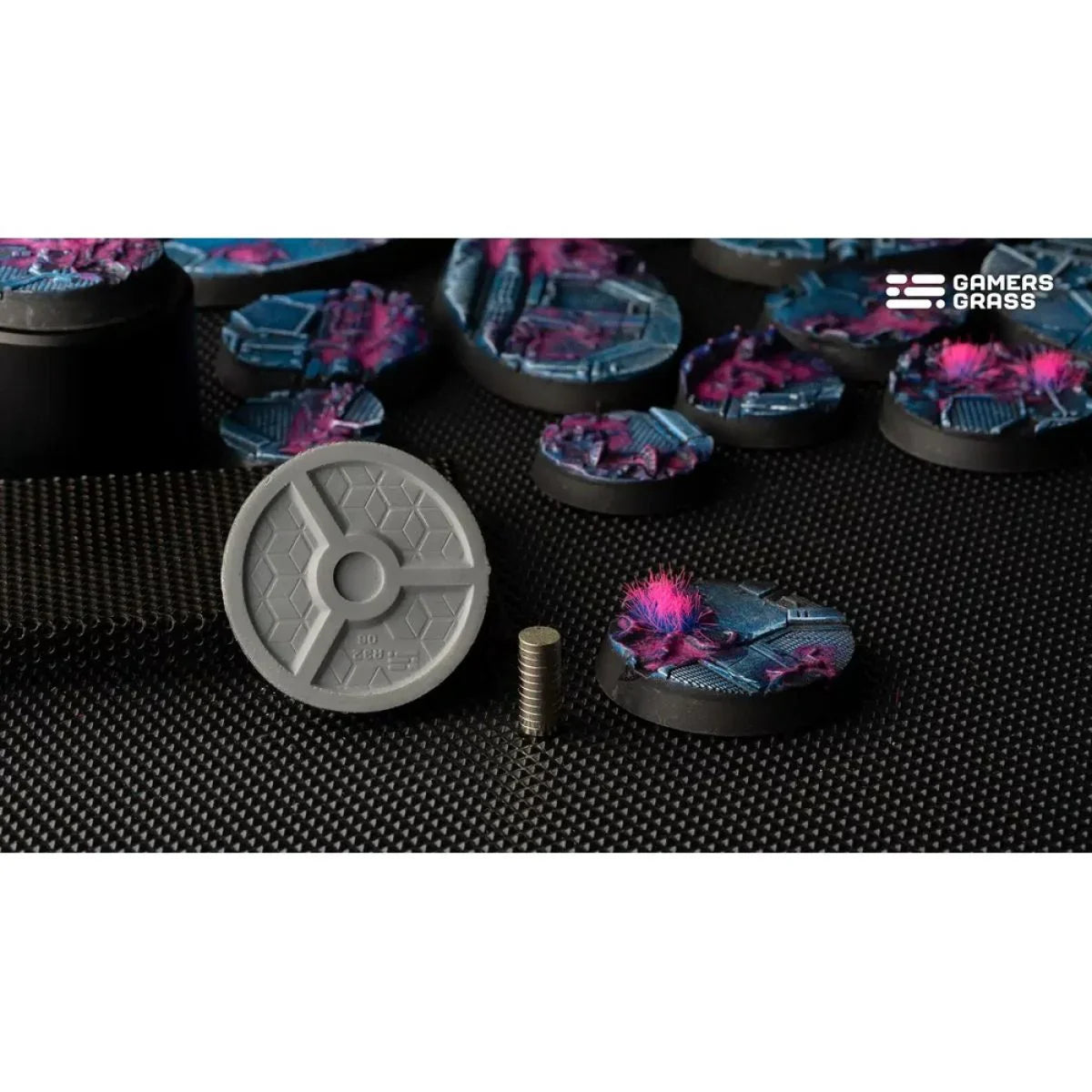 Gamers Grass - Battle Ready Bases - Alien Infestation - Round 32mm (x8)