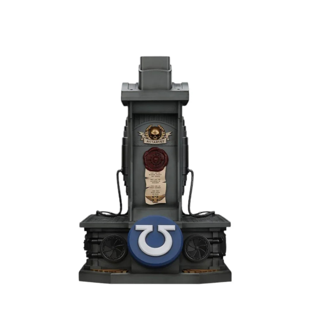 U2 Warhammer Collectibles: 1/1 Scale Ultramarines Lieutenant Titus' MKX Helmet & Display Stand