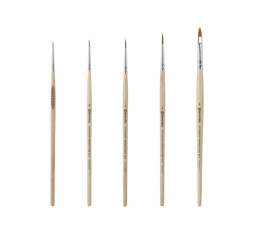 Vallejo Game Colour Ultimate Miniature Set - Paint & Brushes (5)