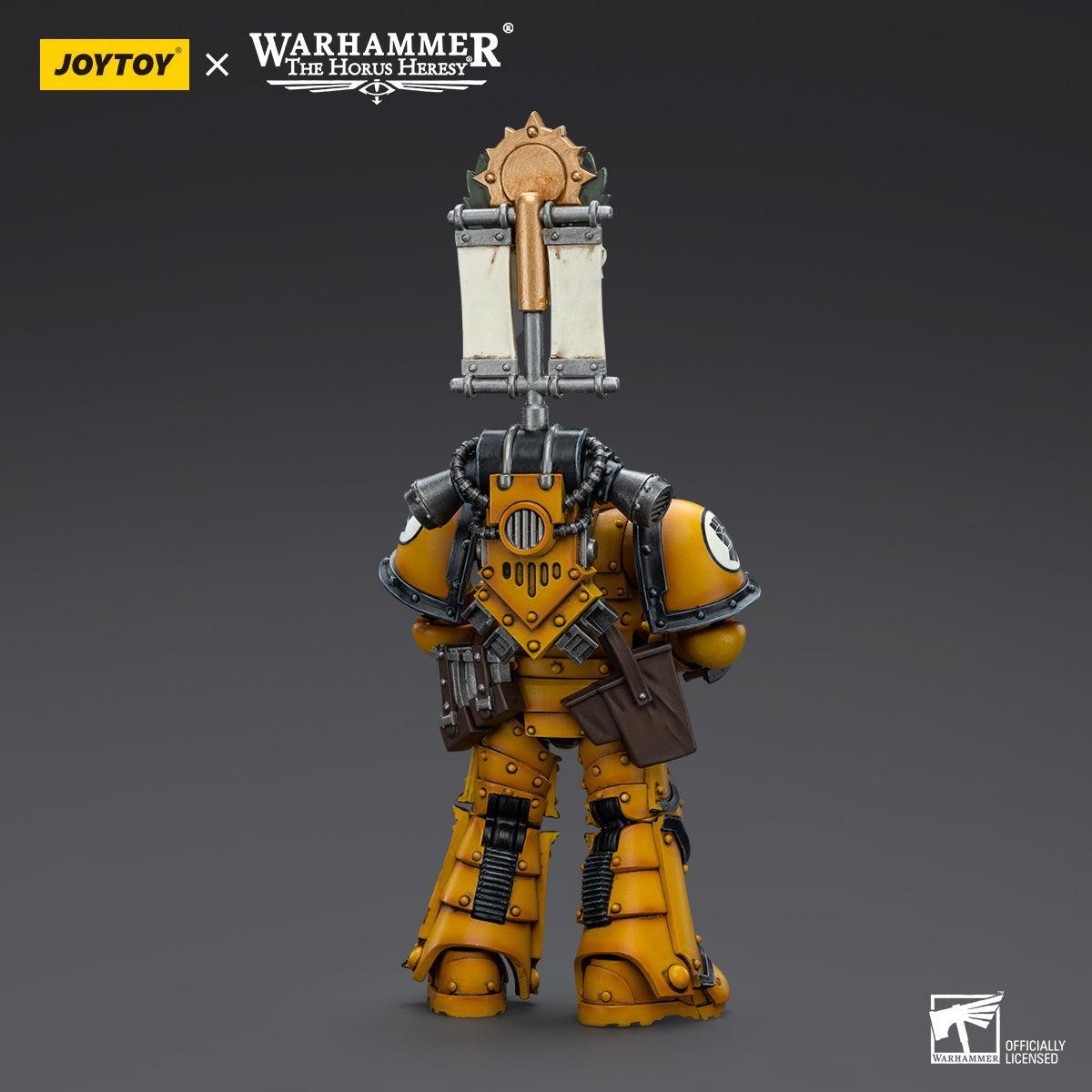 Warhammer Collectibles: 1/18 Scale Imperial Fists Legion MkIII Tactical Squad Sgt with Power Sword - Pre-Order - Gap Games