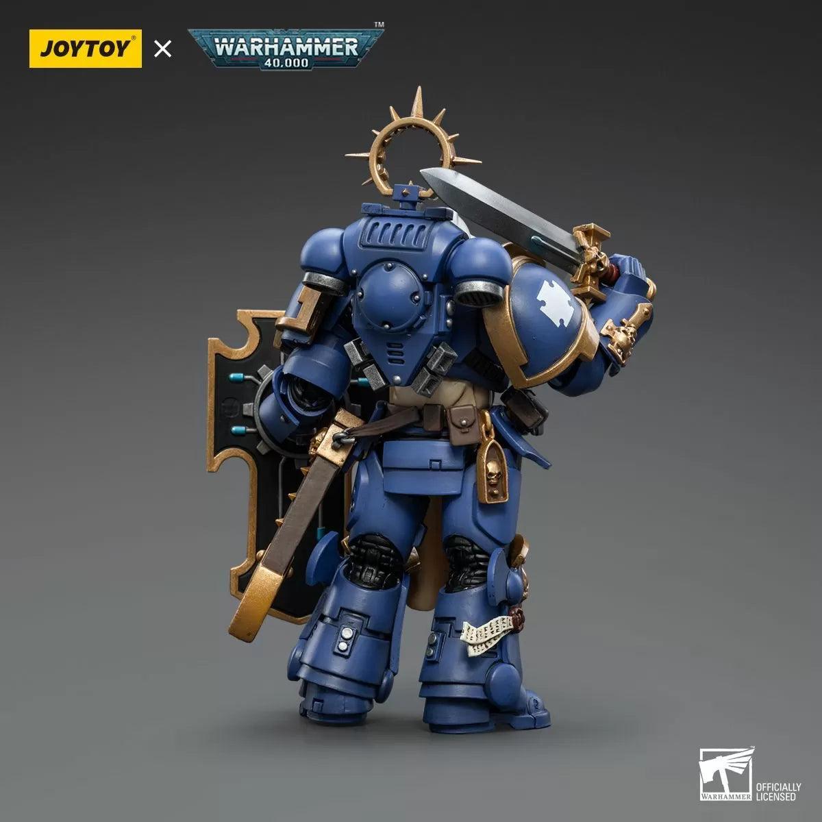 Warhammer Collectibles: 1/18 Scale Ultramarines Bladeguard Veteran 02 - Pre-Order - Gap Games