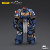 Warhammer Collectibles: 1/18 Scale Uitramarines Lieutenant Titus