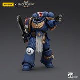 Warhammer Collectibles: 1/18 Scale Uitramarines Lieutenant Titus