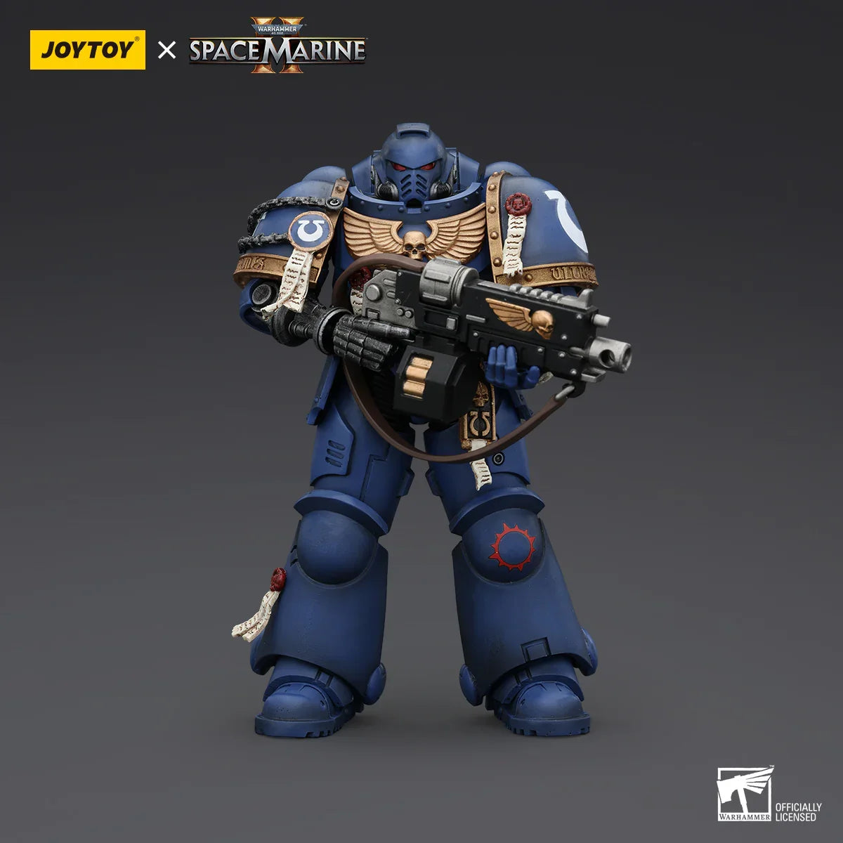 Warhammer Collectibles: 1/18 Scale Uitramarines Brother Chairon