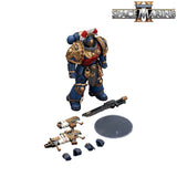 Warhammer Collectibles: 1/18 Scale Ultramarines Relic Secundus Armour with Artificer bolt rifle