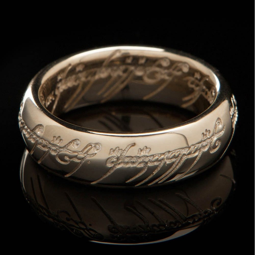 WETA - The Lord of the Rings Trilogy - The One Ring (with runes) - 10K Solid Gold Size 8