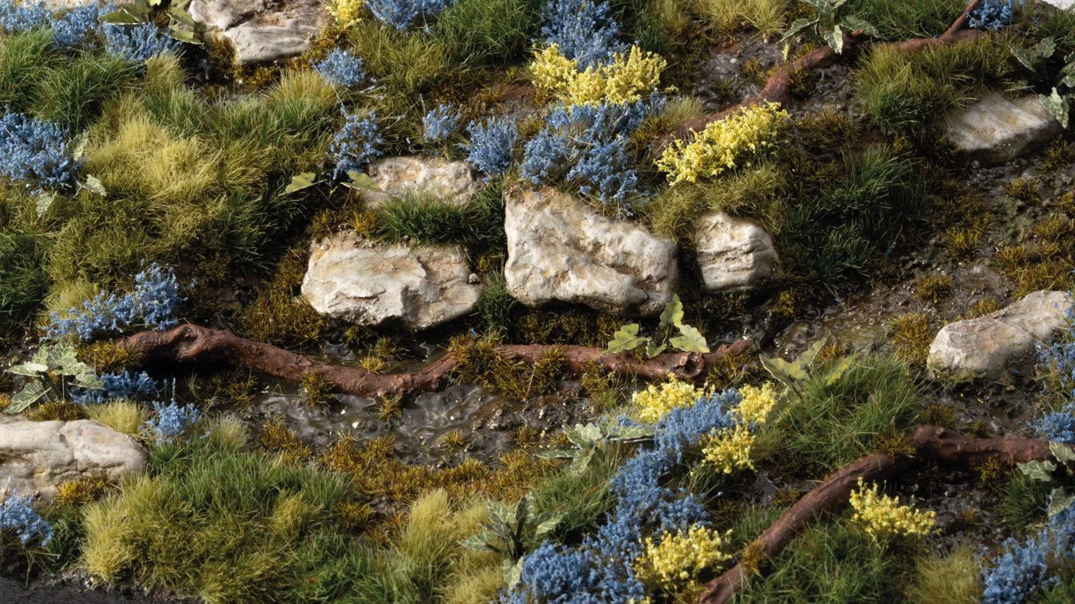 Gamer's Grass - Bluebeard Flowers