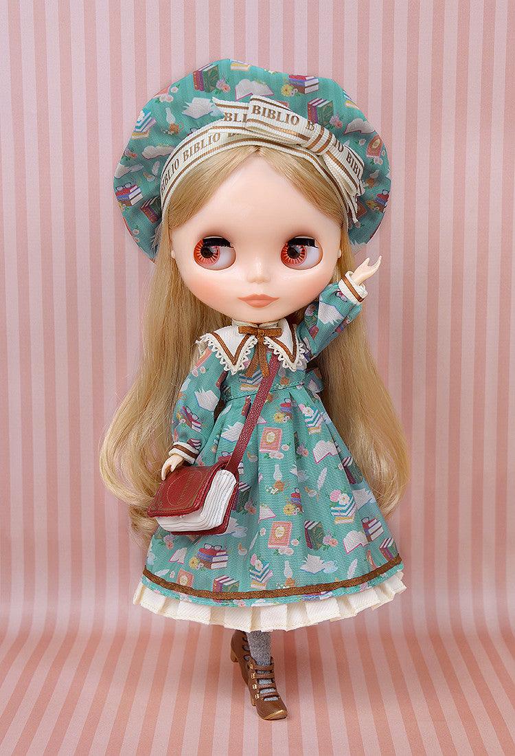 Blythe Kendra the Bibliophile