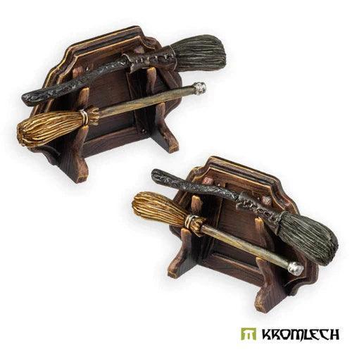 KROMLECH Broom Rack - Gap Games