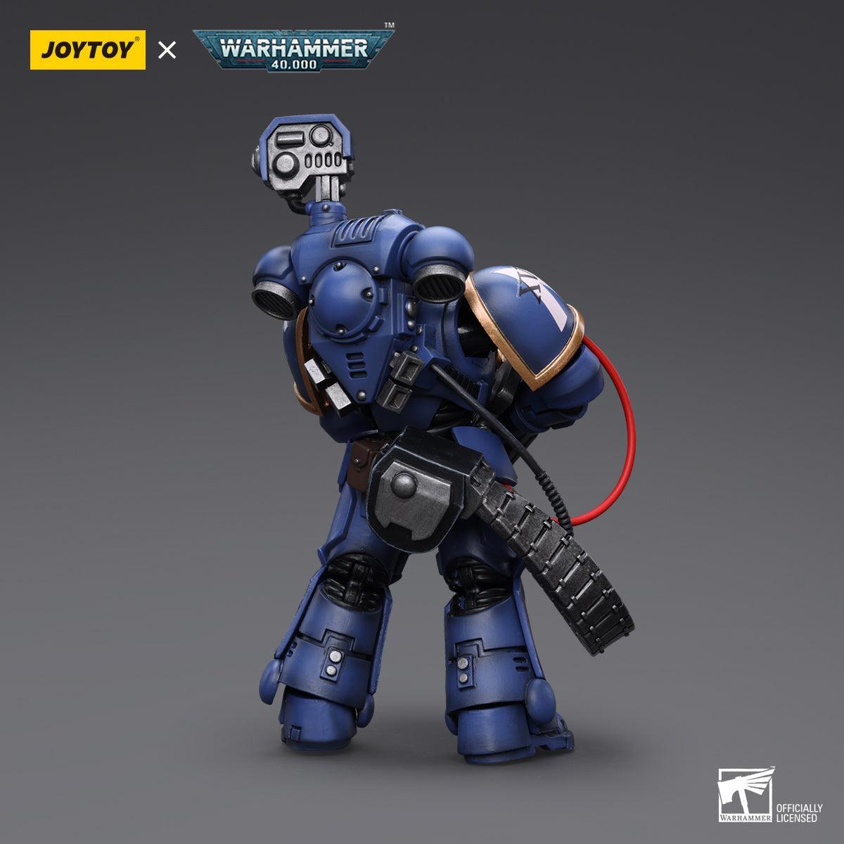 SALE Warhammer Collectibles: 1/18 Scale Ultramarines Desolation Marine with Castellan Launcher Superfrag - Gap Games
