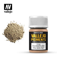 Vallejo 73102 Pigments Light Yellow Ochre 30 ml - Gap Games